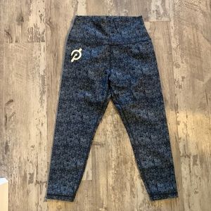 Peloton capris